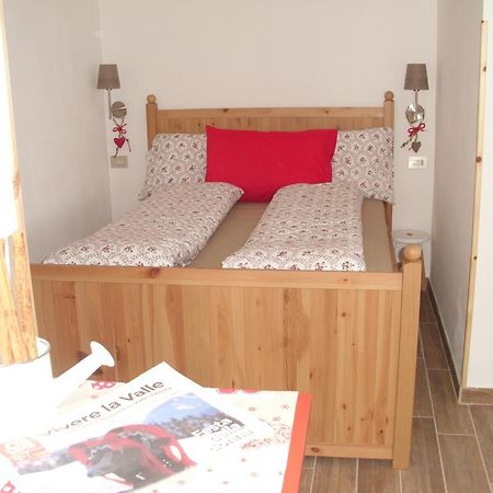 Maison Torrent Bed & Breakfast Doues Room photo